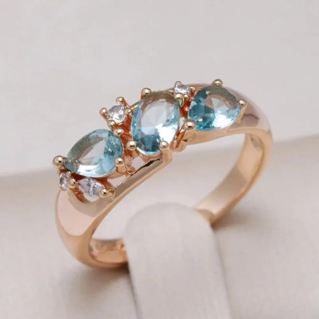 Blauwe zirkonia ring in goud
