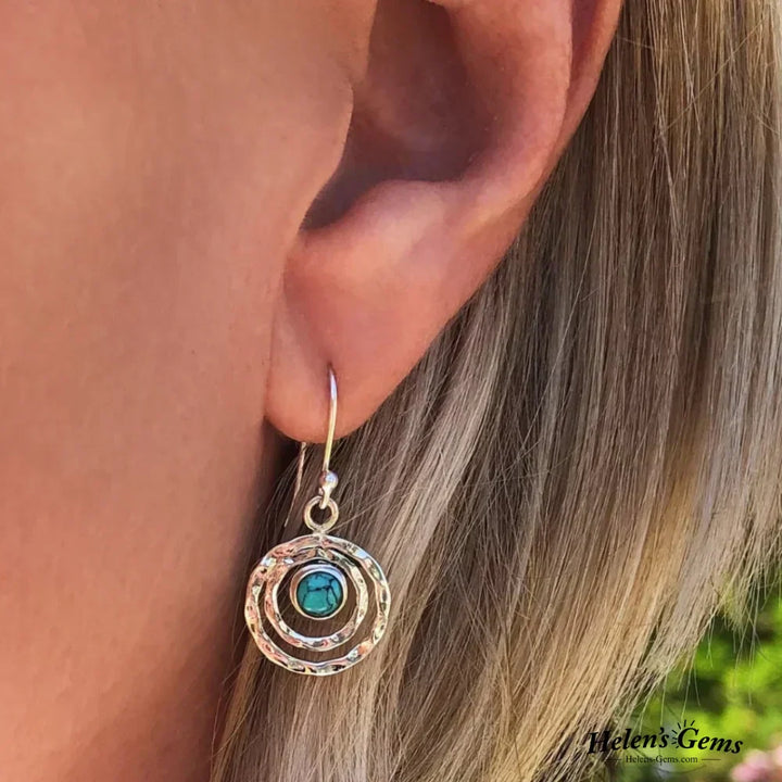 Boho Saturnus Oorbellen met Turquoise Steen in Zilver en Goud